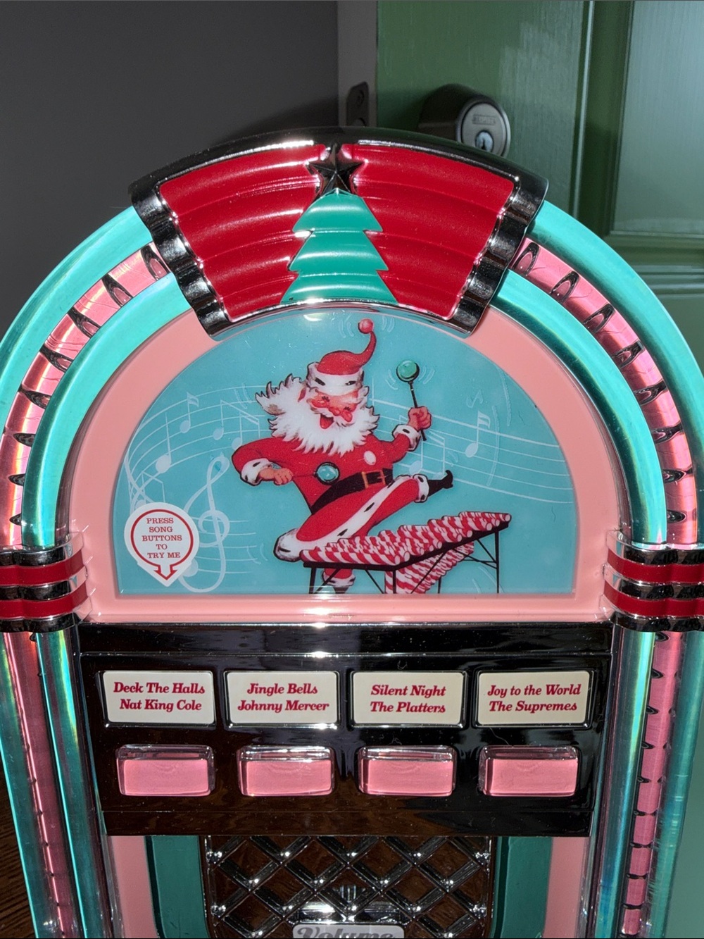 Holiday Jukebox - Plays 4 Christmas Songs - Picture 3 of 8